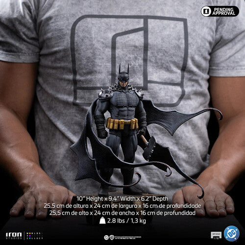 Iron Studios - DC Comics - Art Scale 1/10 - Batman Absolute Statue