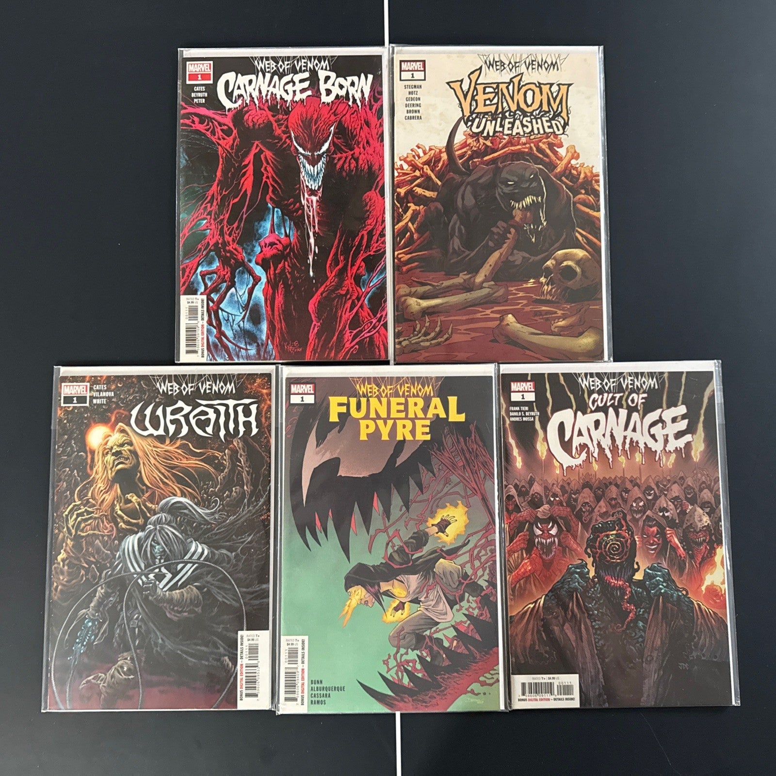 Venom Set bundle. Alpha and Omega. King in Black. First host. Web of Venom