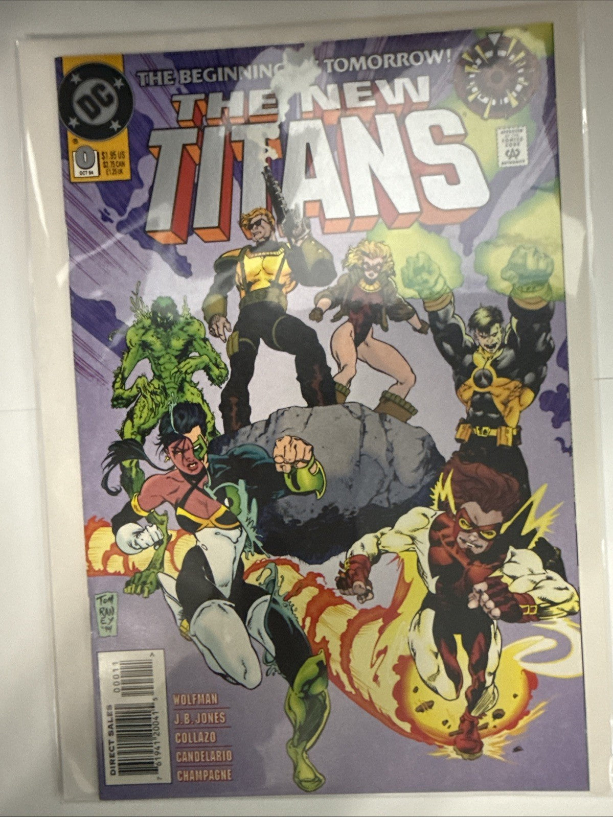 DC Titans 3 book lot. Official Teen Titans index